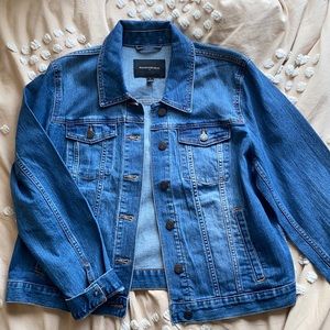 Banana Republic Women’s Large Jean Jacket